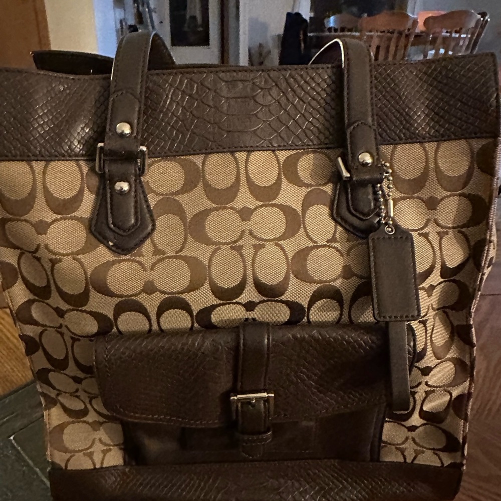 Coach Tote